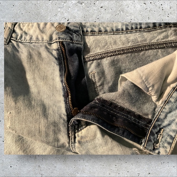 ** UNIQ by. LITZ Rocker Distressed Wide Leg Jeans - Picture 10 of 14